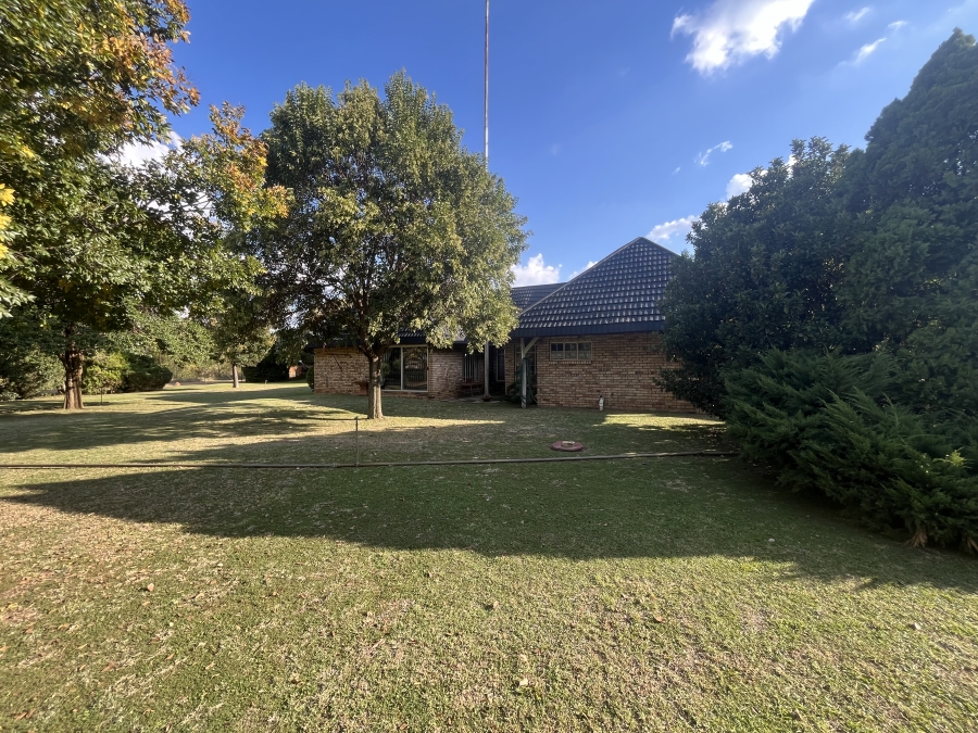 4 Bedroom Property for Sale in Potchefstroom Rural North West